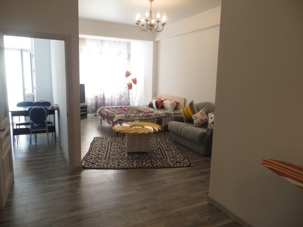 Bishkek House Apartament Exterior foto